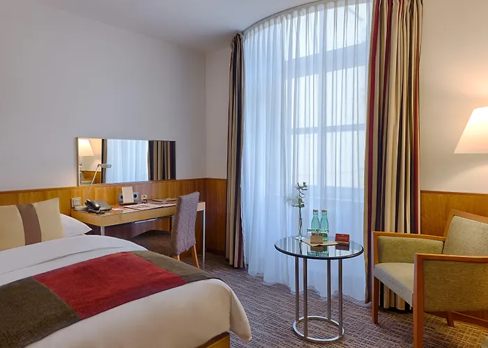Miiro Palais Rudolf Szálloda 4*